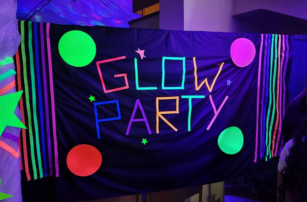 GLOW PARTY – deveti se svetijo